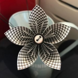 Small Dog Tooth Designer Flower (Small)