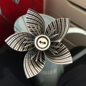 Thick Striped Designer Flower (Small)