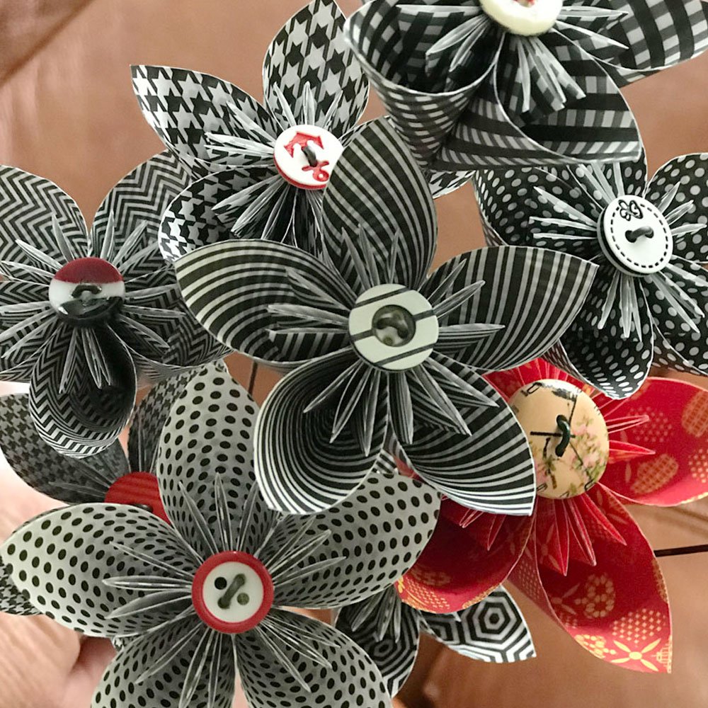 Checked Designer Flower (Small) - Image 4